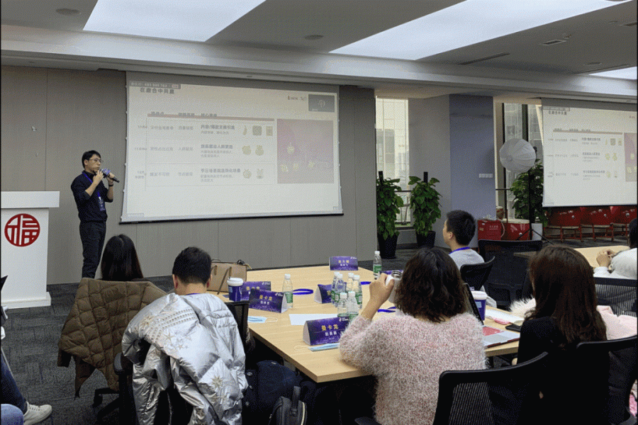 1656903078466945DEE5.gif 1656903078466945DEE5.gif